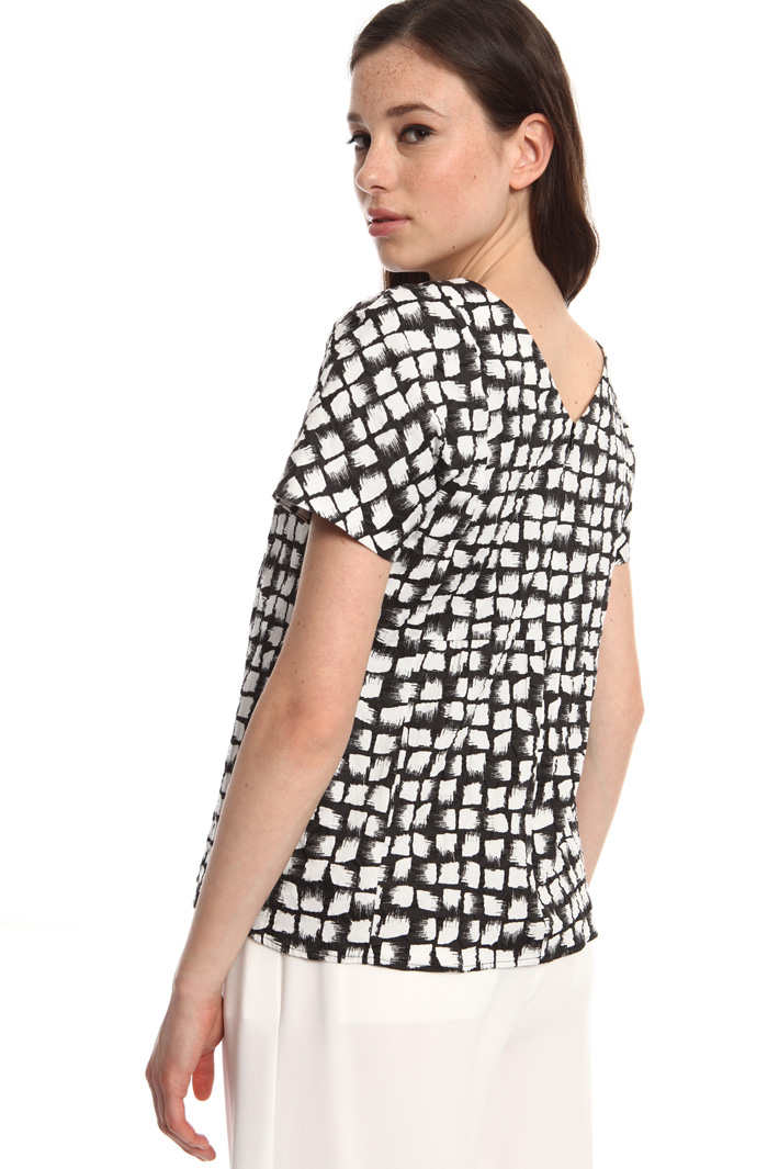 Cotton satin top
Intrend Cotton satin top
Intrend