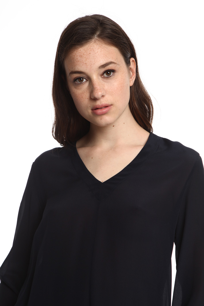 Silk and jersey blouse
Intrend Silk and jersey blouse
Intrend