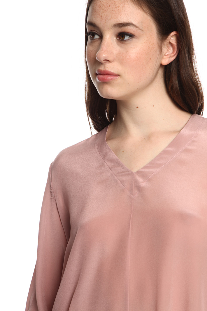 Silk and jersey blouse
Intrend Silk and jersey blouse
Intrend