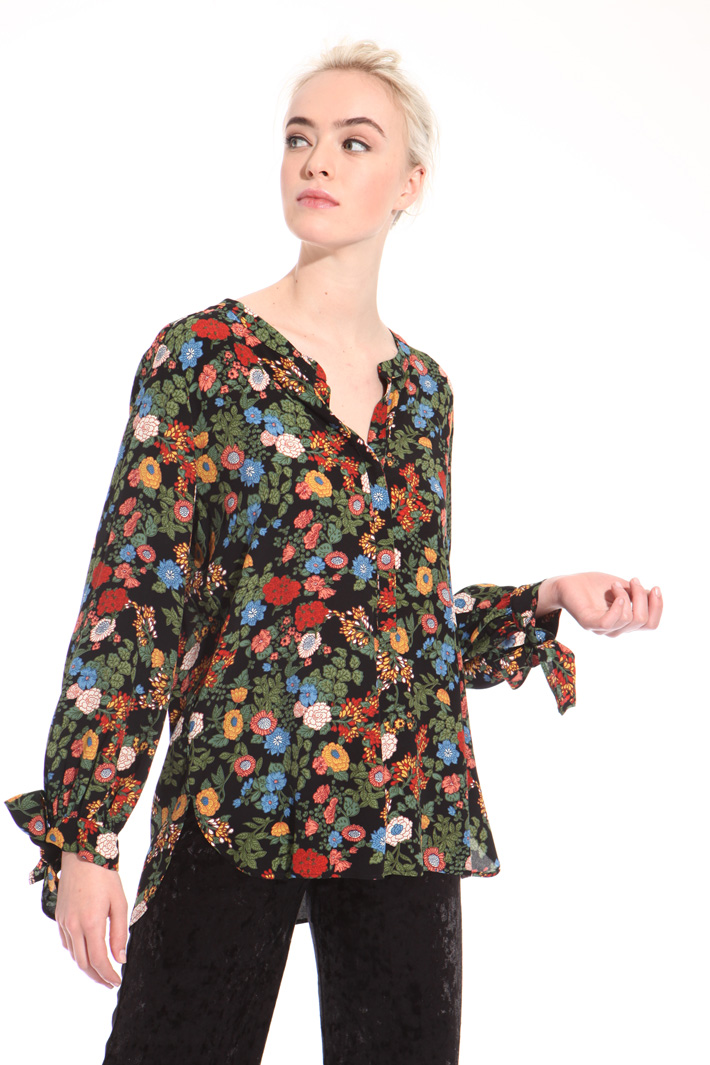 Viscose crepe blouse Intrend Viscose crepe blouse Intrend
