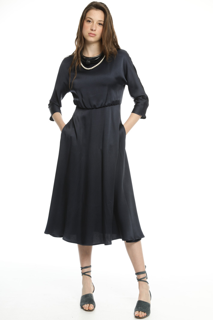 Longuette dress Intrend Longuette dress Intrend