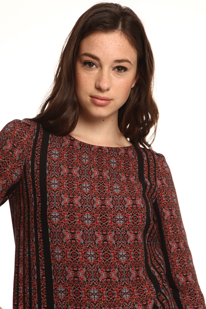 Viscose cady dress
Intrend Viscose cady dress
Intrend