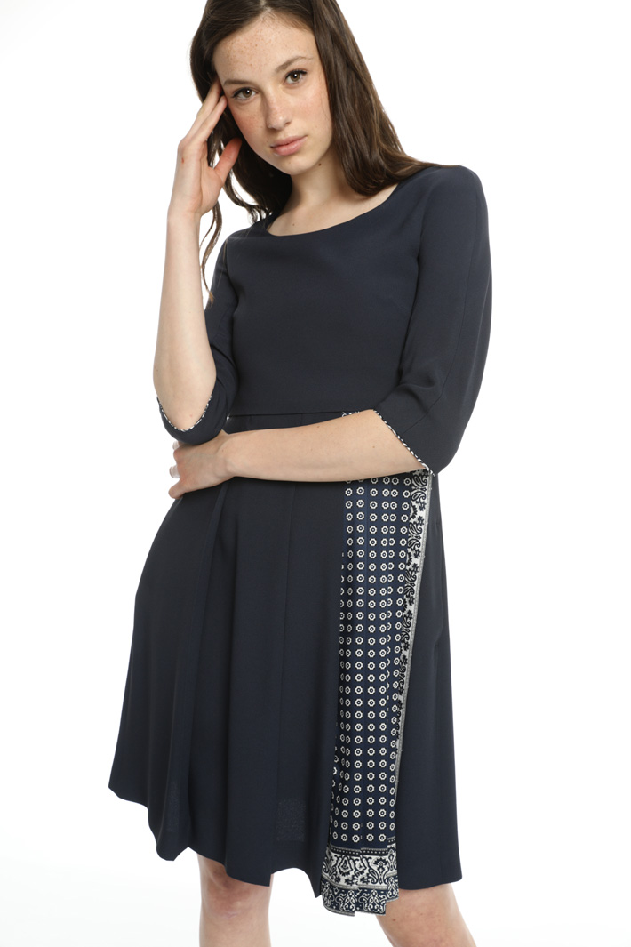 Flared fabric dress
Intrend Flared fabric dress
Intrend
