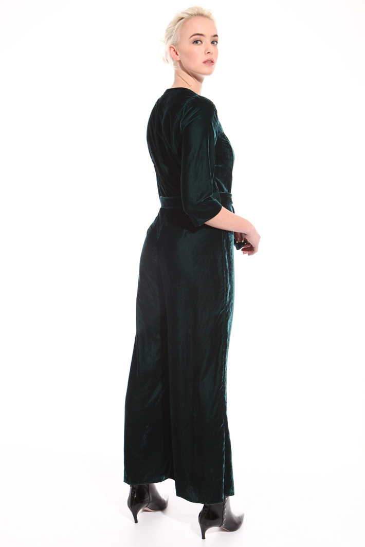 Long chenille jumpsuit Intrend Long chenille jumpsuit Intrend