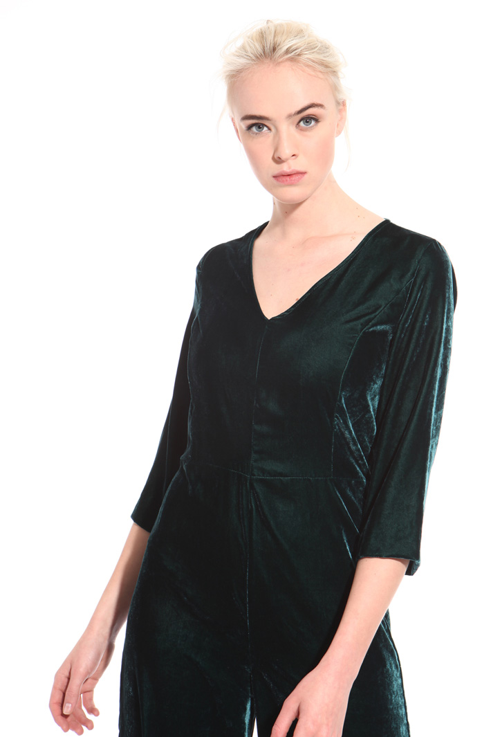 Long chenille jumpsuit Intrend Long chenille jumpsuit Intrend