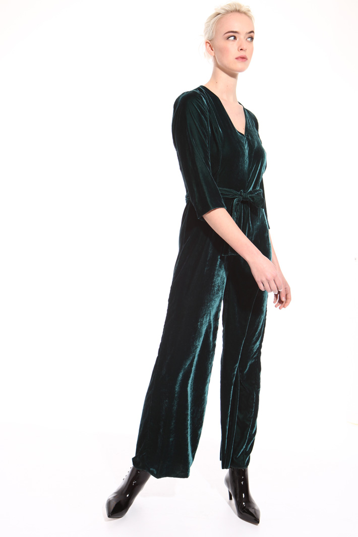 Long chenille jumpsuit Intrend Long chenille jumpsuit Intrend