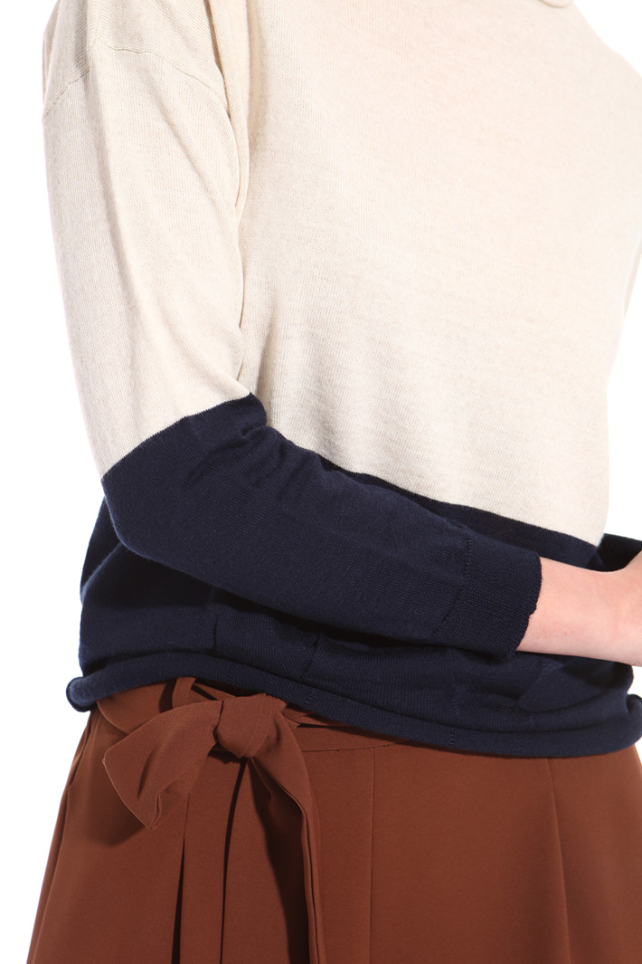Soft wool sweater
Intrend Soft wool sweater
Intrend