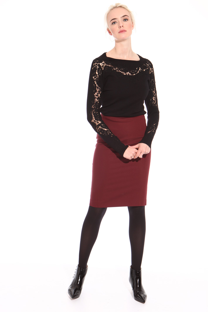 Sweater with macrame lace Intrend Sweater with macrame lace Intrend
