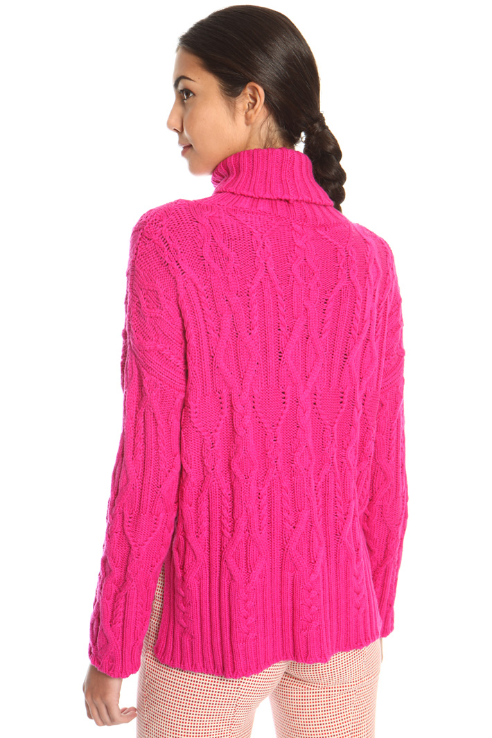 Wool turtleneck sweater
Intrend Wool turtleneck sweater
Intrend