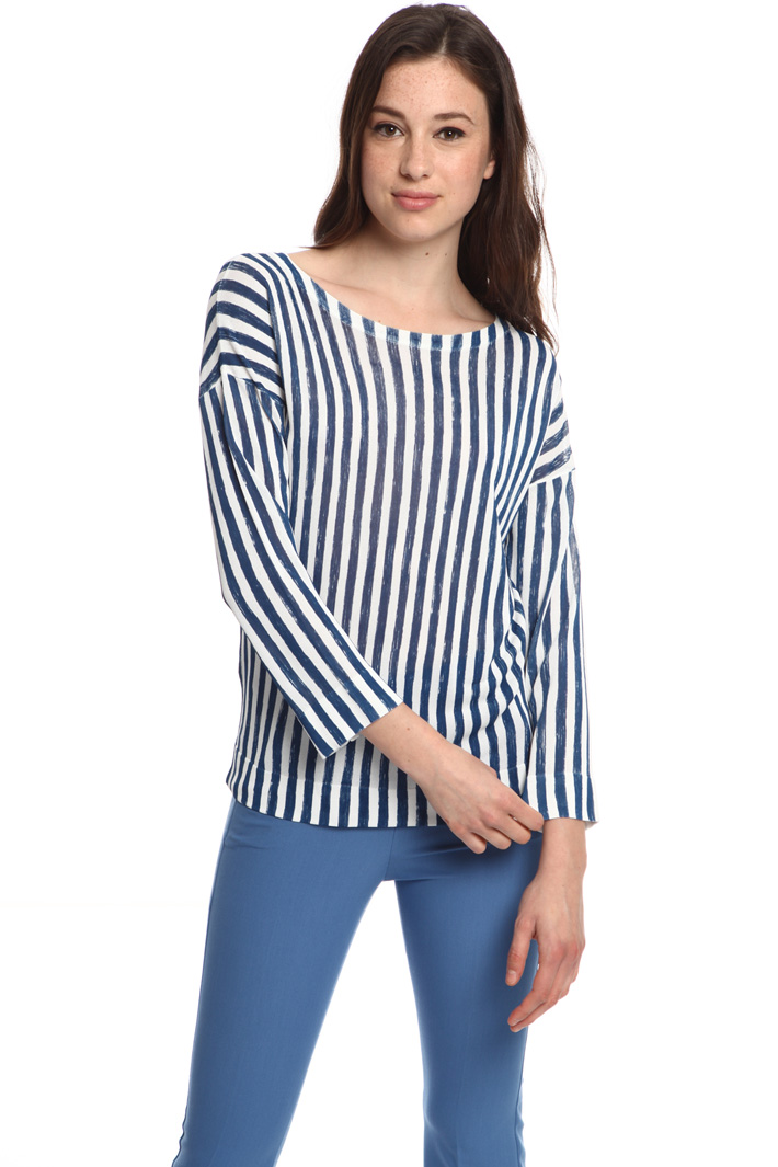 Viscose yarn sweater
Intrend Viscose yarn sweater
Intrend