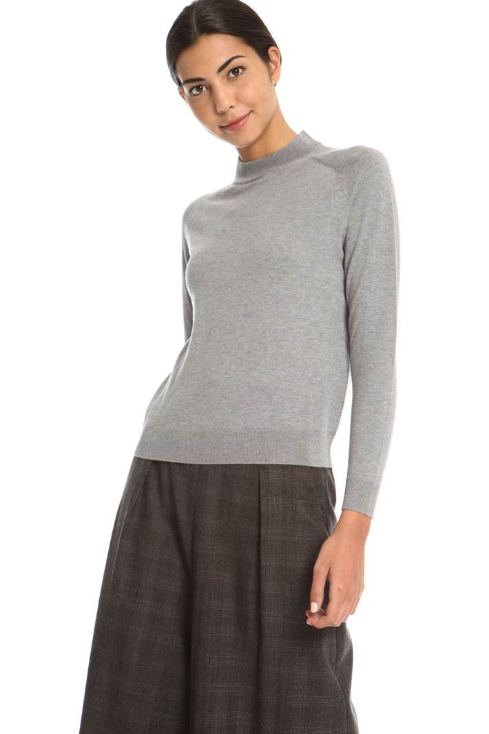 Silk and wool sweater
Intrend Silk and wool sweater
Intrend