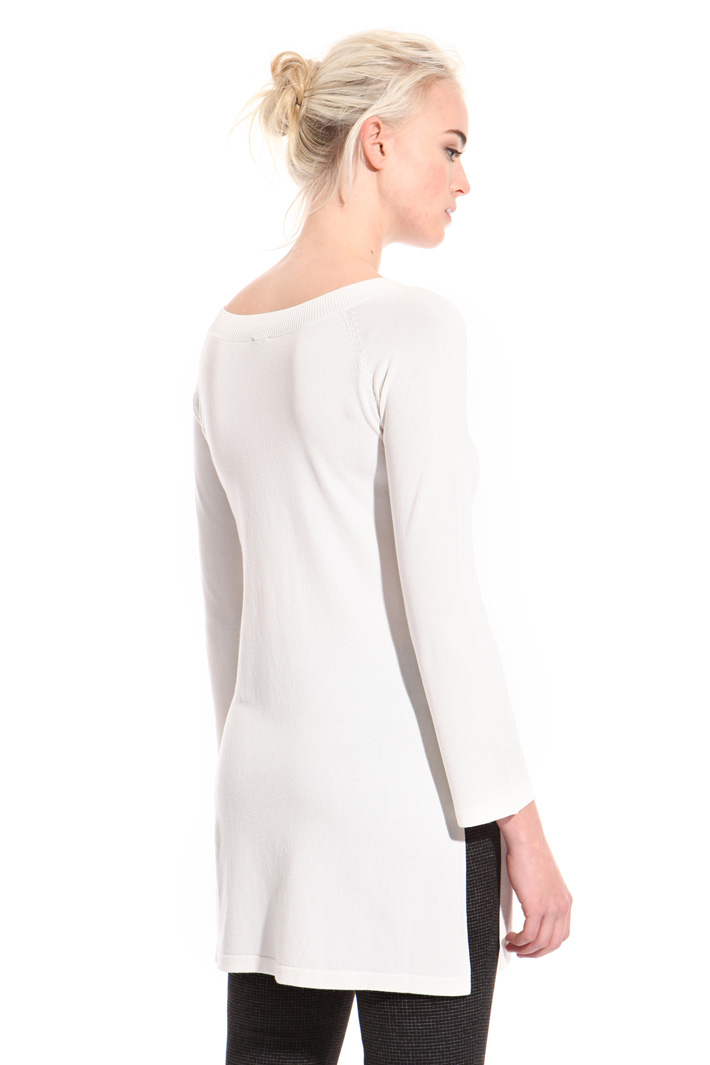 Sweater with wide slits Intrend Sweater with wide slits Intrend