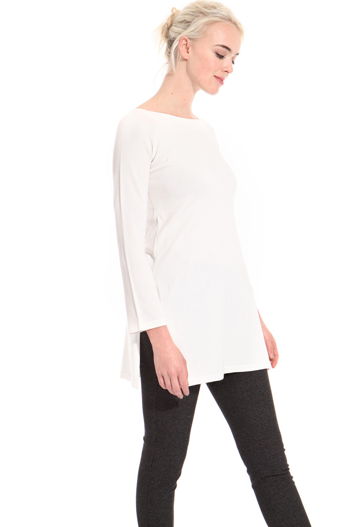 Sweater with wide slits Intrend Sweater with wide slits Intrend