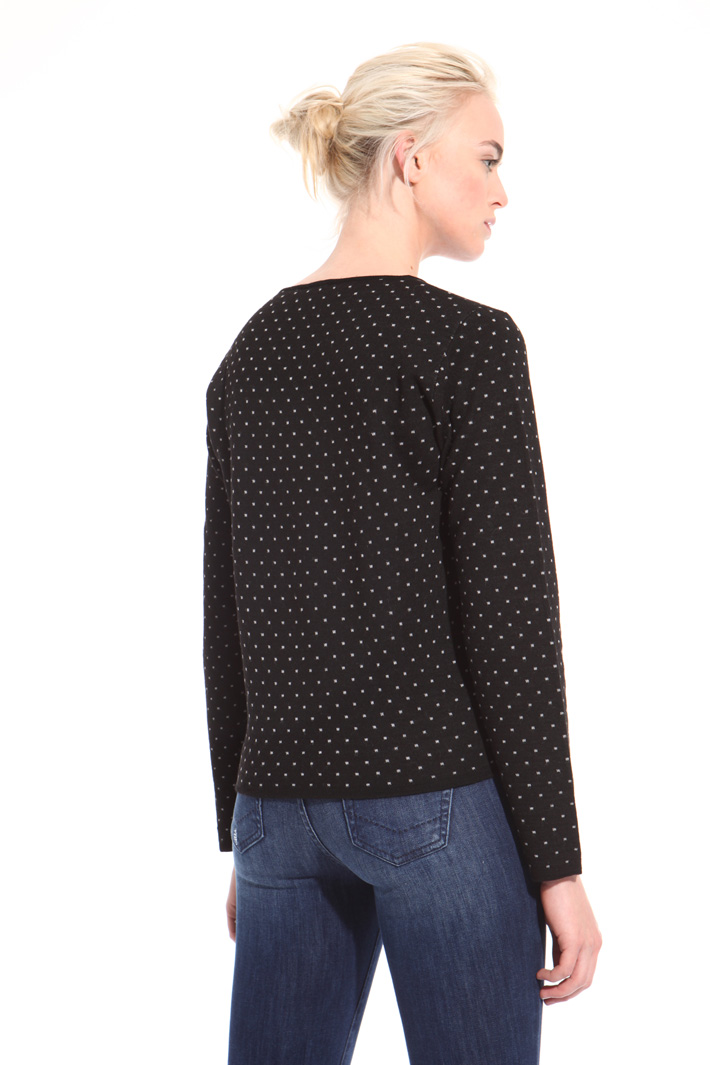 Wool jacquard sweater
Intrend Wool jacquard sweater
Intrend