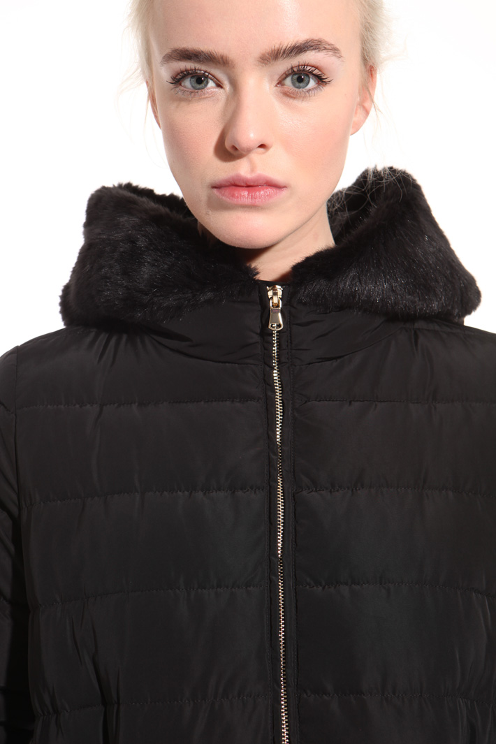 Padded technical taffeta
Intrend Padded technical taffeta
Intrend