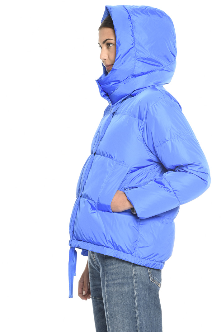 Down jacket with hood
Intrend Down jacket with hood
Intrend