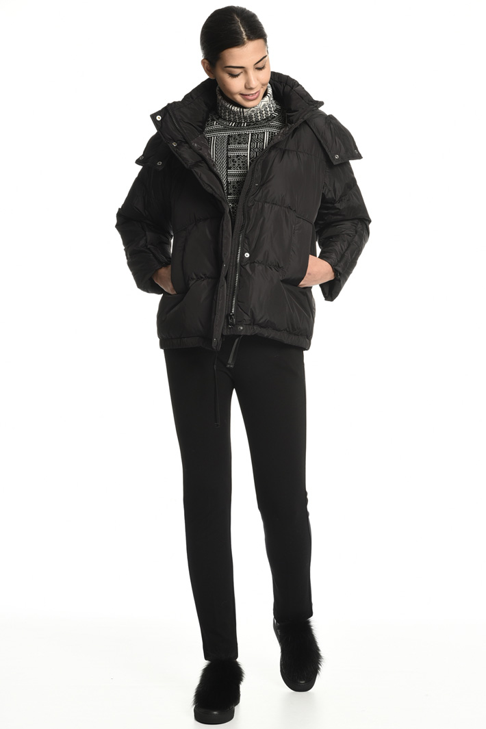 Down jacket with hood
Intrend Down jacket with hood
Intrend