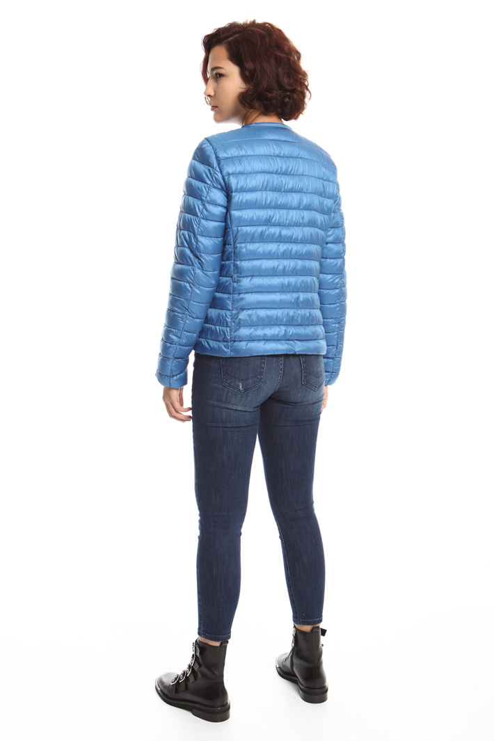 Quilted short padded jacket
Intrend Quilted short padded jacket
Intrend