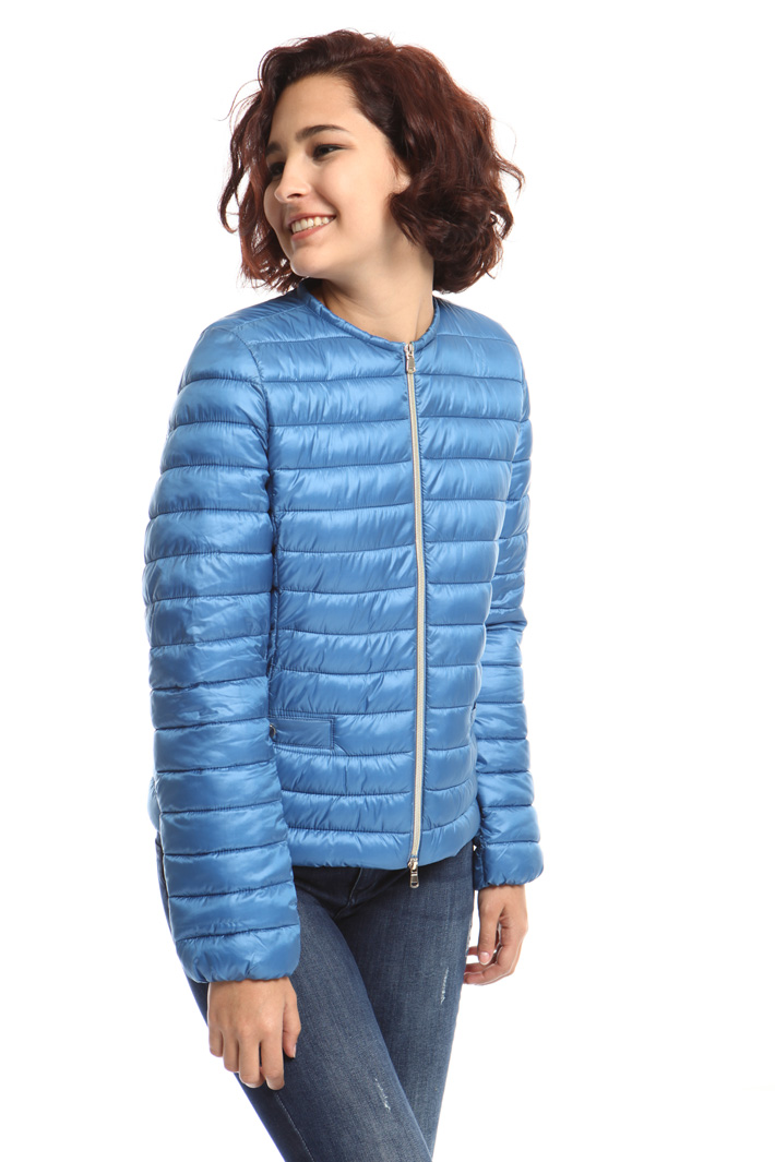 Quilted short padded jacket
Intrend Quilted short padded jacket
Intrend