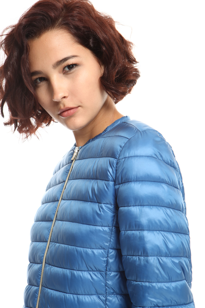 Quilted short padded jacket
Intrend Quilted short padded jacket
Intrend