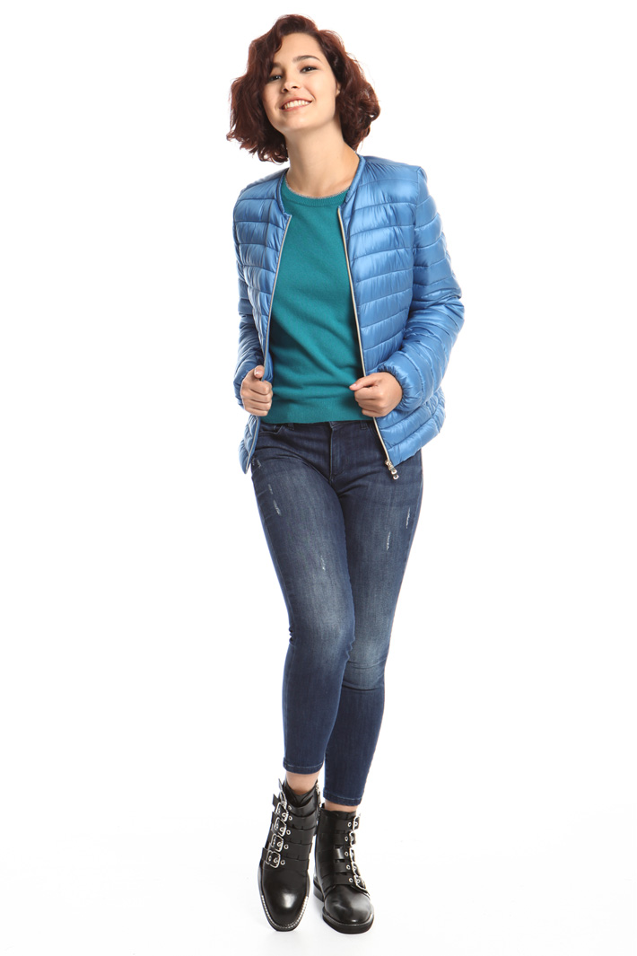 Quilted short padded jacket
Intrend Quilted short padded jacket
Intrend