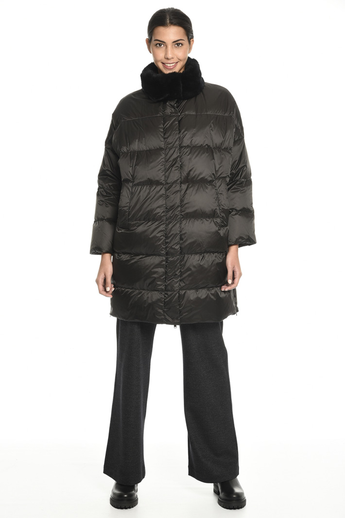 Oversized reversible jacket
Intrend Oversized reversible jacket
Intrend