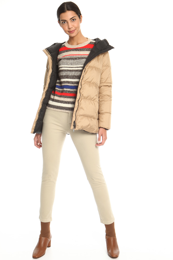 Reversible anti-drop jacket
Intrend Reversible anti-drop jacket
Intrend