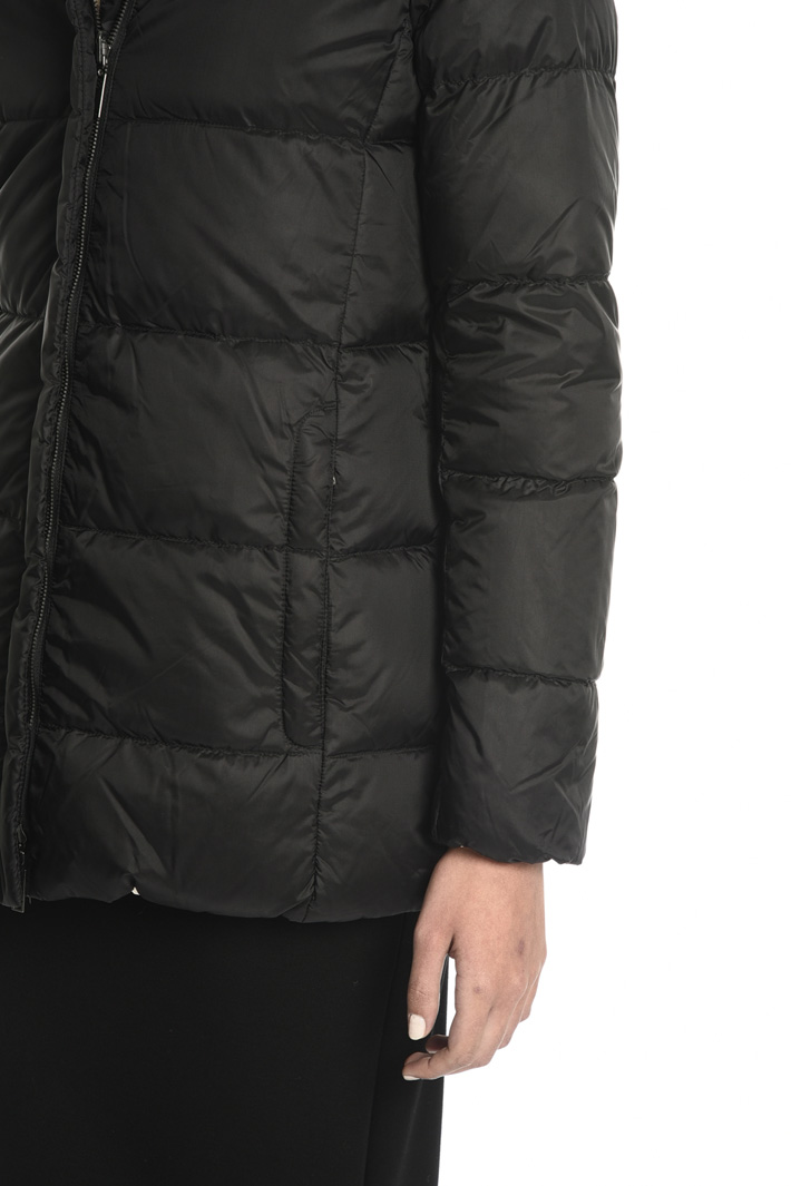 Reversible anti-drop jacket
Intrend Reversible anti-drop jacket
Intrend