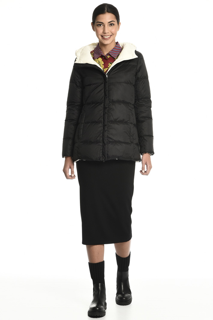 Reversible anti-drop jacket
Intrend Reversible anti-drop jacket
Intrend