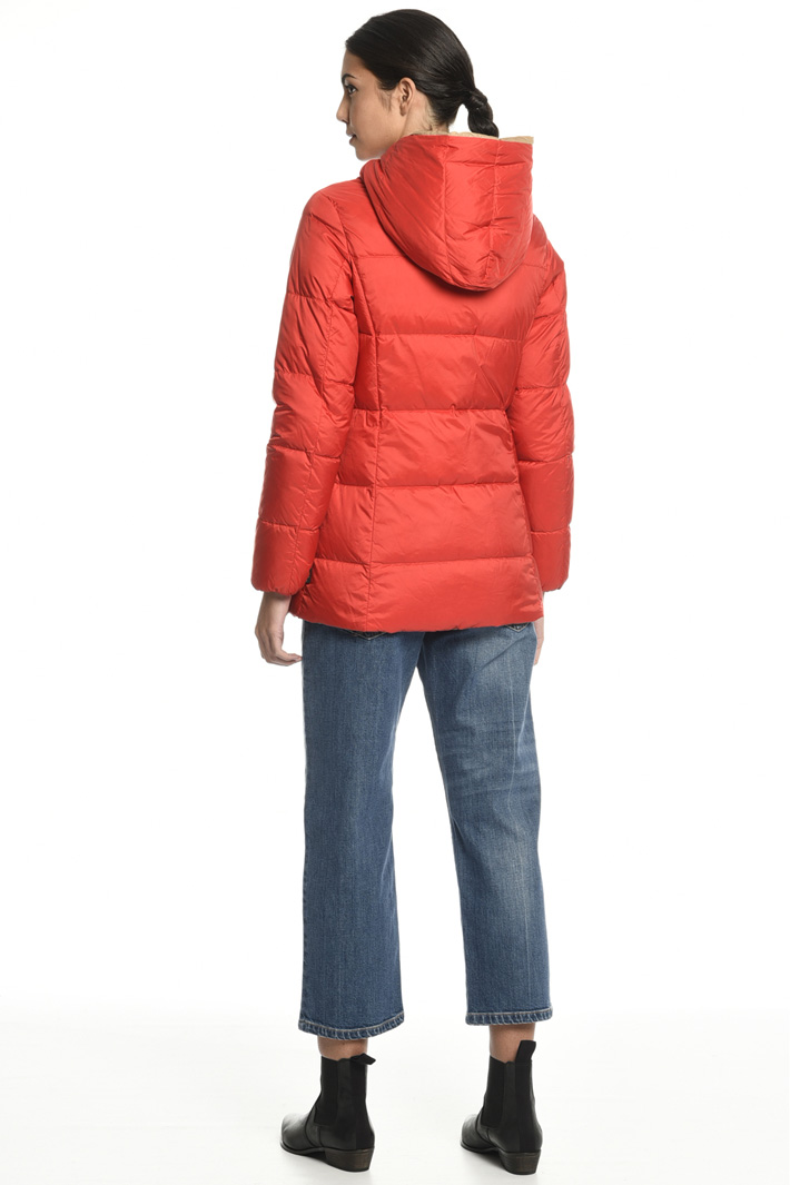 Reversible anti-drop jacket
Intrend Reversible anti-drop jacket
Intrend