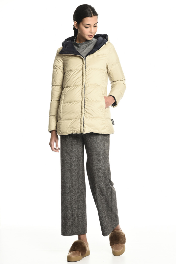 Reversible anti-drop jacket
Intrend Reversible anti-drop jacket
Intrend