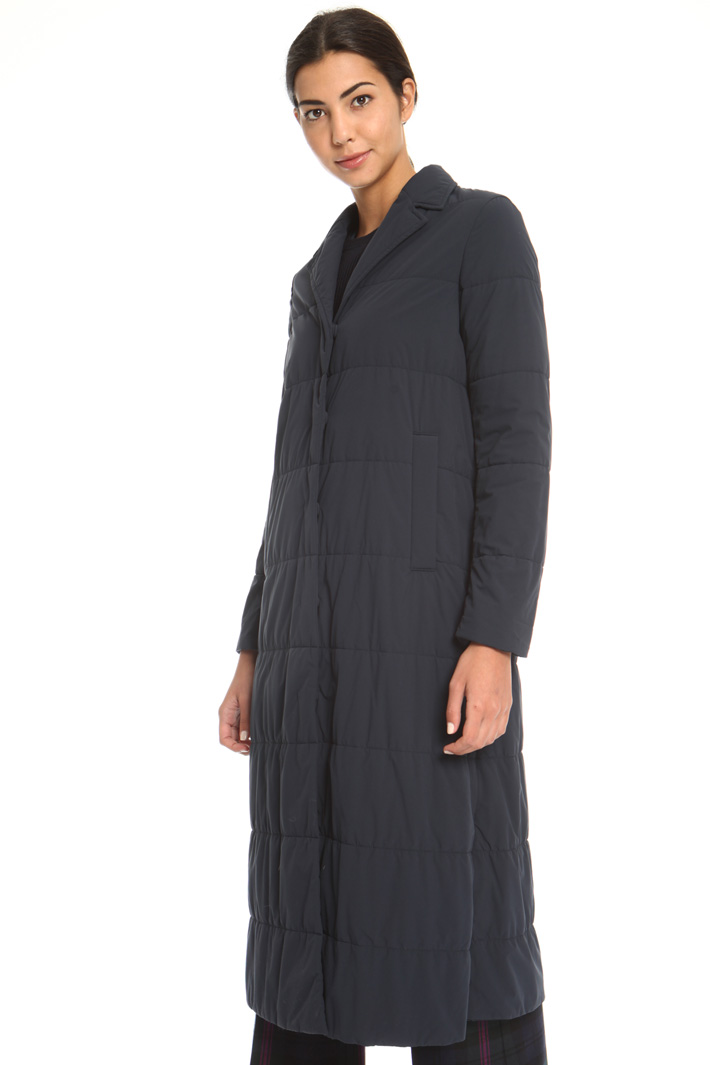 Padded long coat with lapels
Intrend Padded long coat with lapels
Intrend