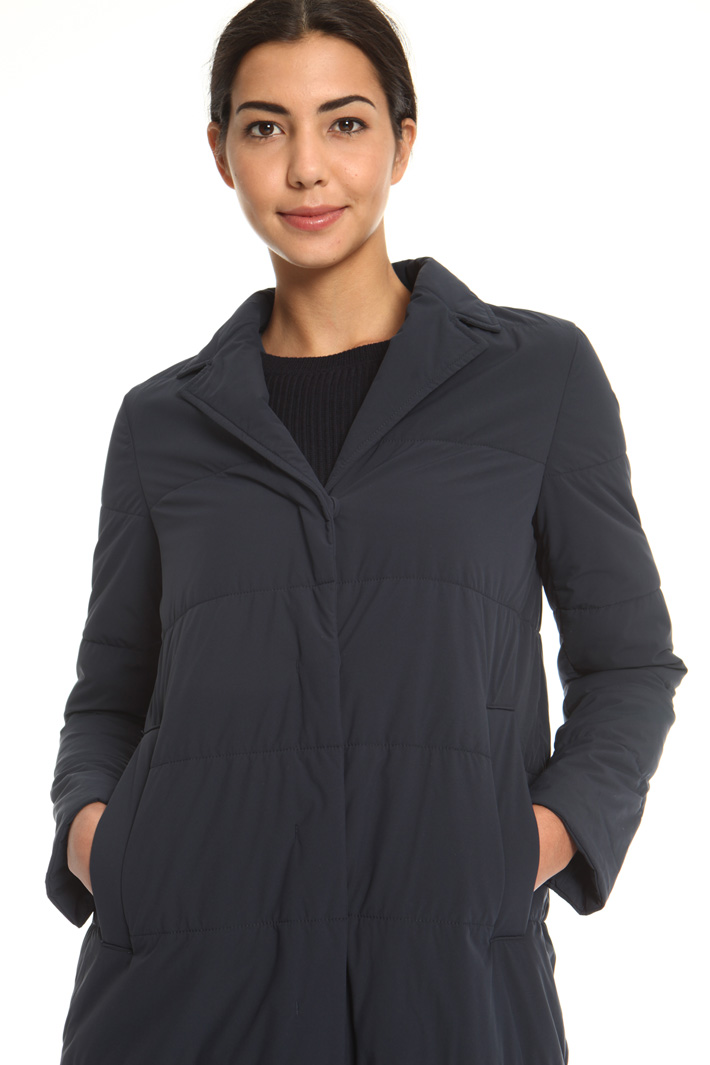 Padded long coat with lapels
Intrend Padded long coat with lapels
Intrend