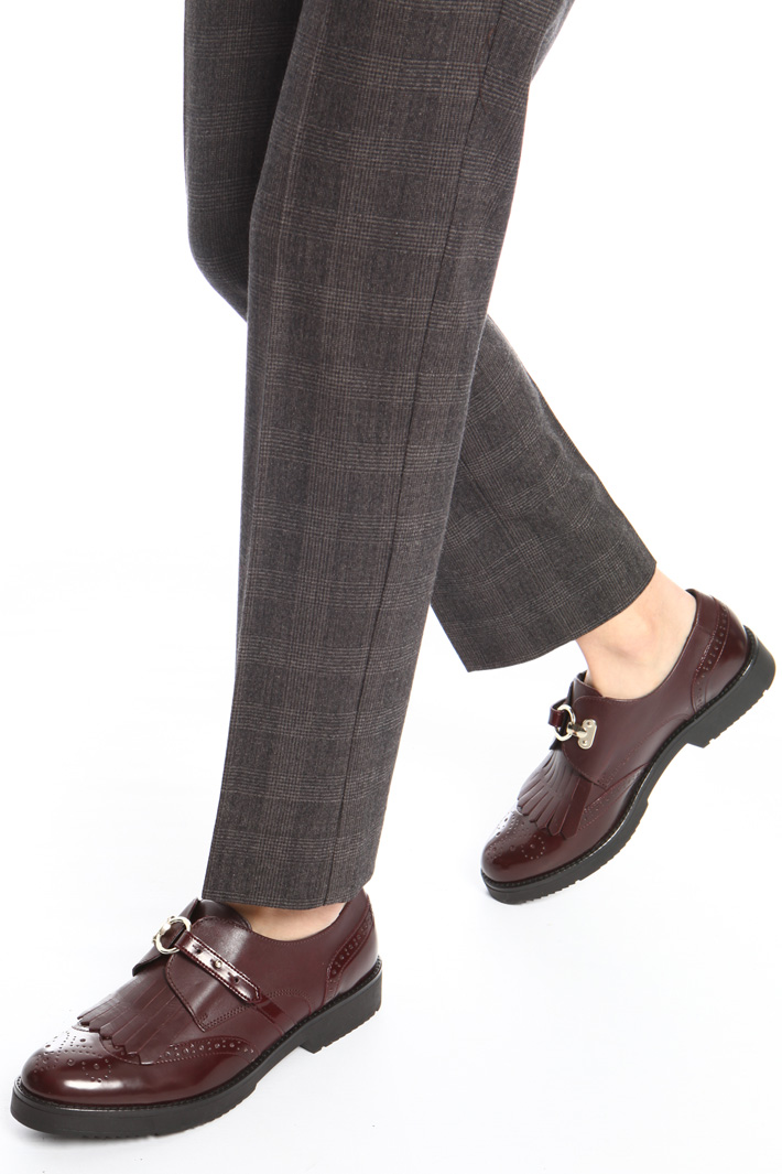 Fringed laced shoes Intrend Fringed laced shoes Intrend