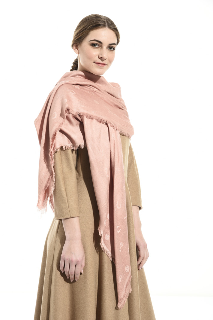 Soft viscose stole Intrend Soft viscose stole Intrend