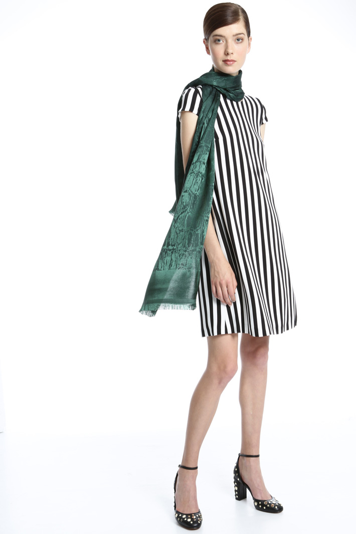 Printed viscose foulard Intrend Printed viscose foulard Intrend
