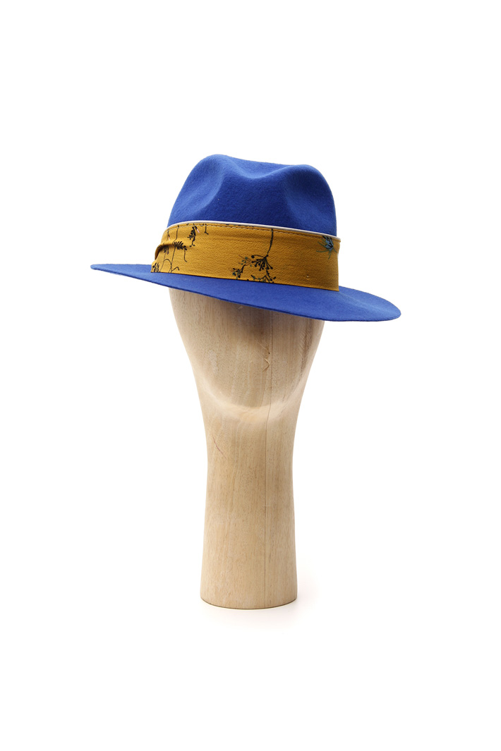 Fantasy ribbon hat Intrend Fantasy ribbon hat Intrend