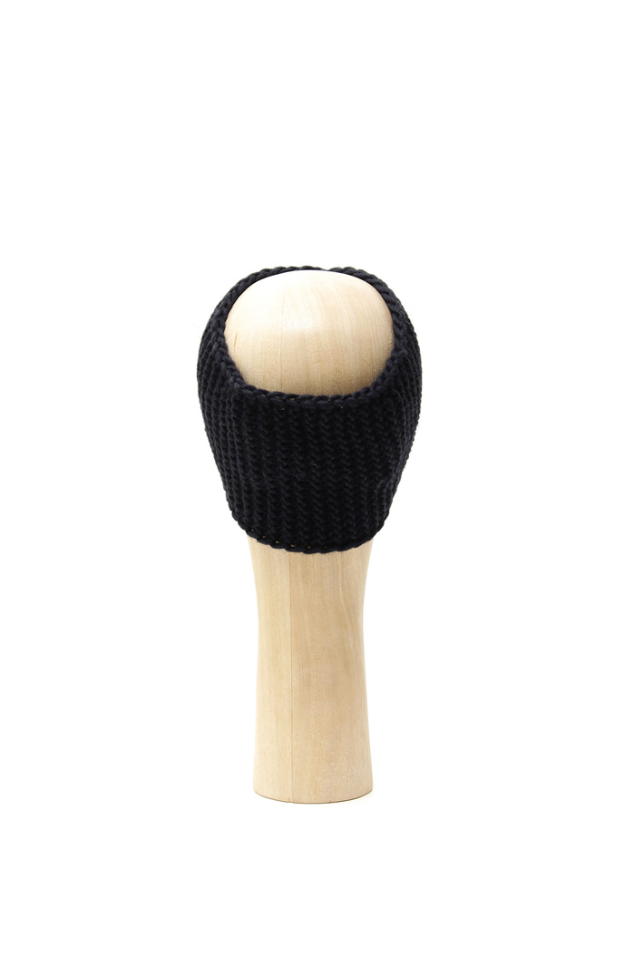 Knit hat with knot Intrend Knit hat with knot Intrend