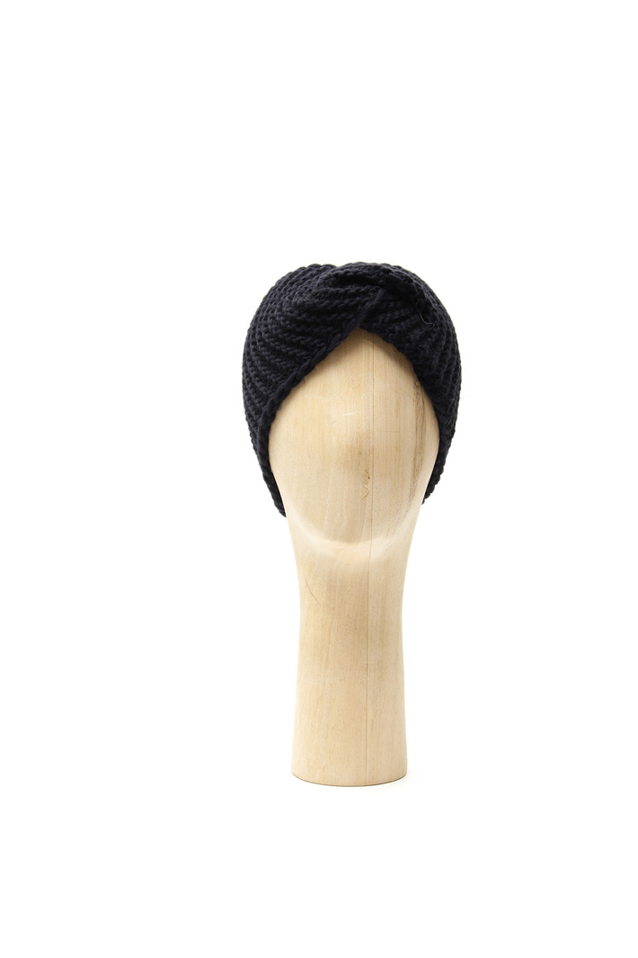 Knit hat with knot Intrend Knit hat with knot Intrend