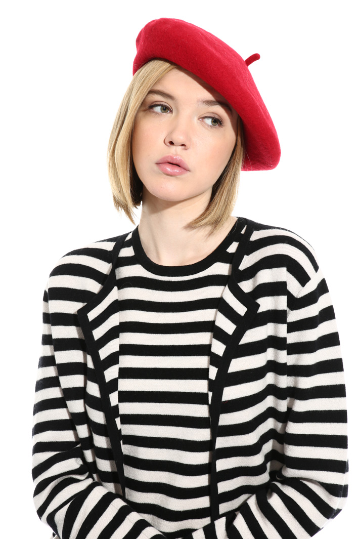Pure wool flat hat Intrend Pure wool flat hat Intrend