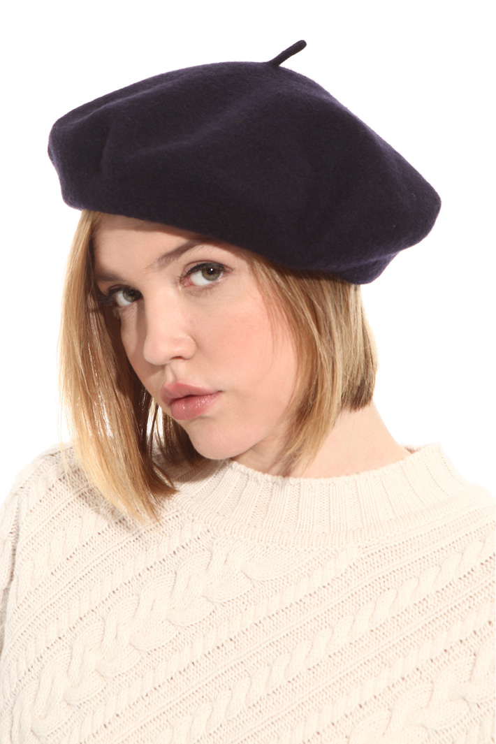 Pure wool flat hat Intrend Pure wool flat hat Intrend
