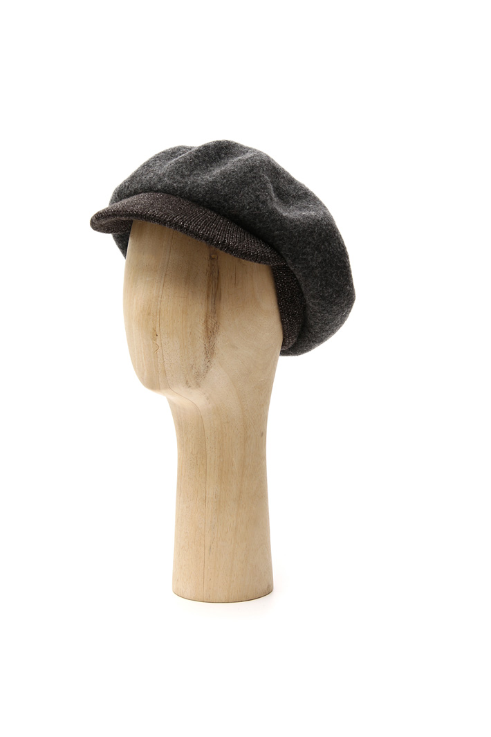 Wool hat with visor Intrend Wool hat with visor Intrend