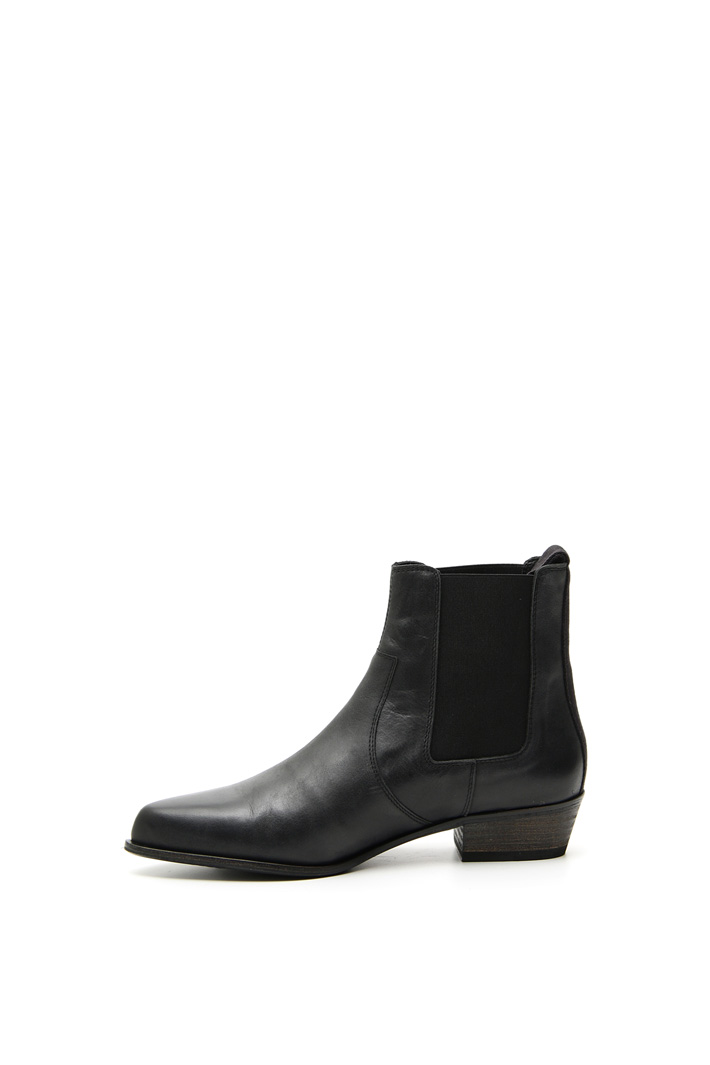 Pointed Beatles boots Intrend Pointed Beatles boots Intrend
