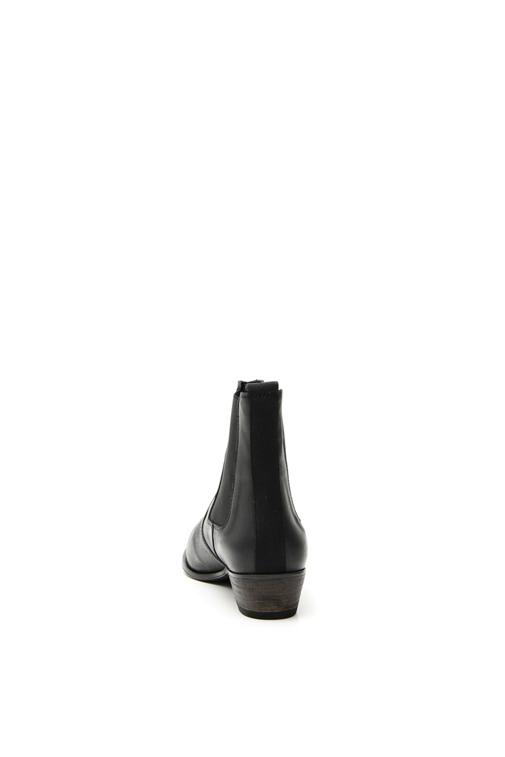 Pointed Beatles boots Intrend Pointed Beatles boots Intrend