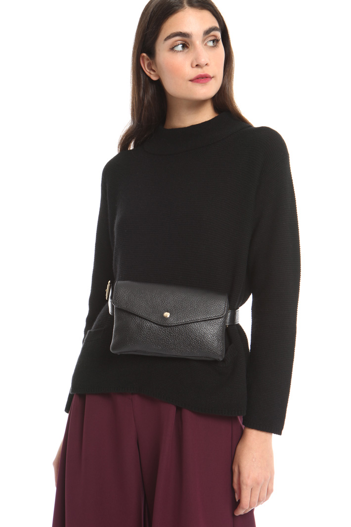 Leather envelope belt bag Intrend Leather envelope belt bag Intrend