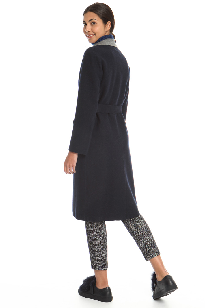 Wool coat with belt
Intrend Wool coat with belt
Intrend