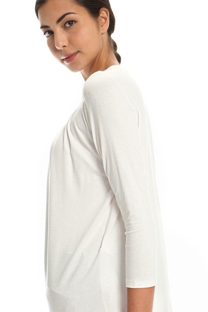 Jersey T-shirt with pleats
Intrend Jersey T-shirt with pleats
Intrend
