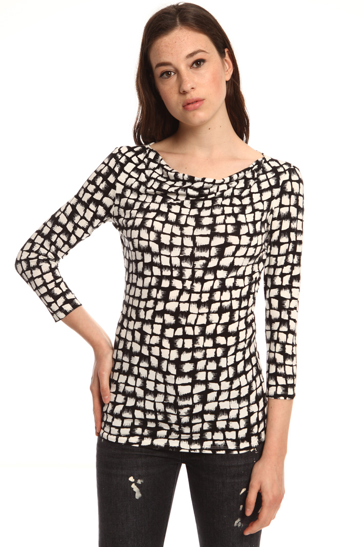Draped collar top Intrend Draped collar top Intrend