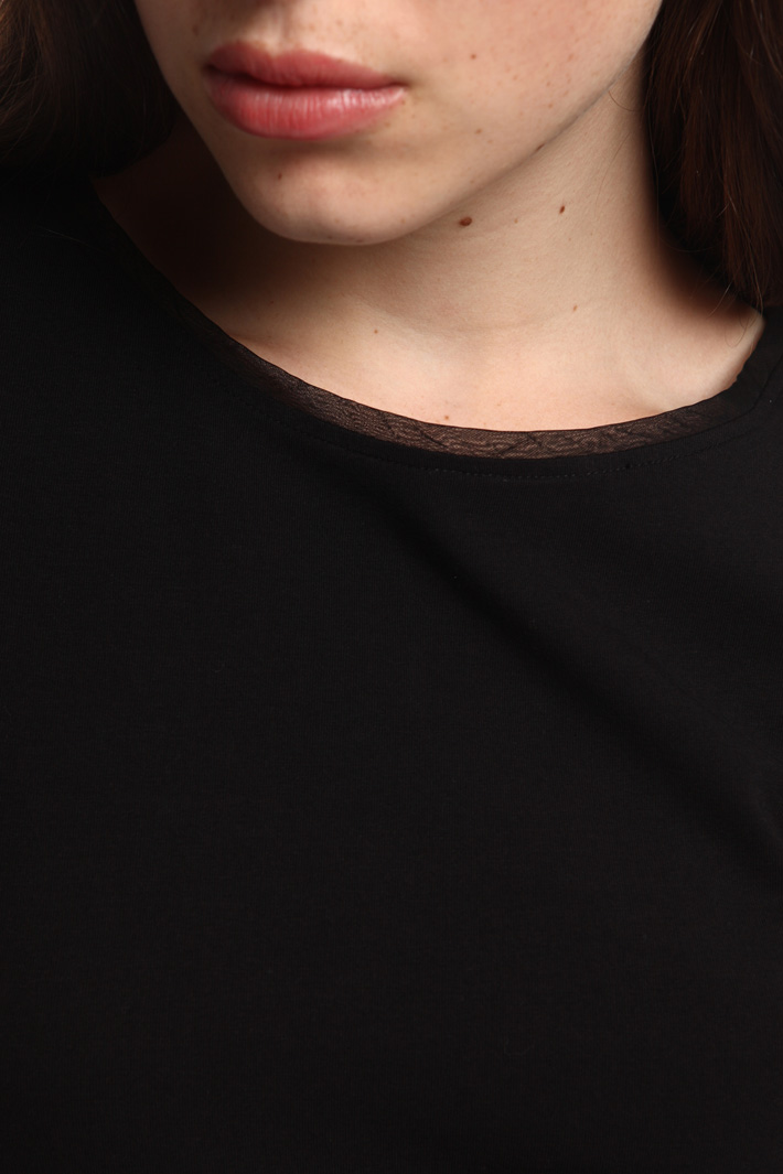 Cotton T-shirt Intrend Cotton T-shirt Intrend