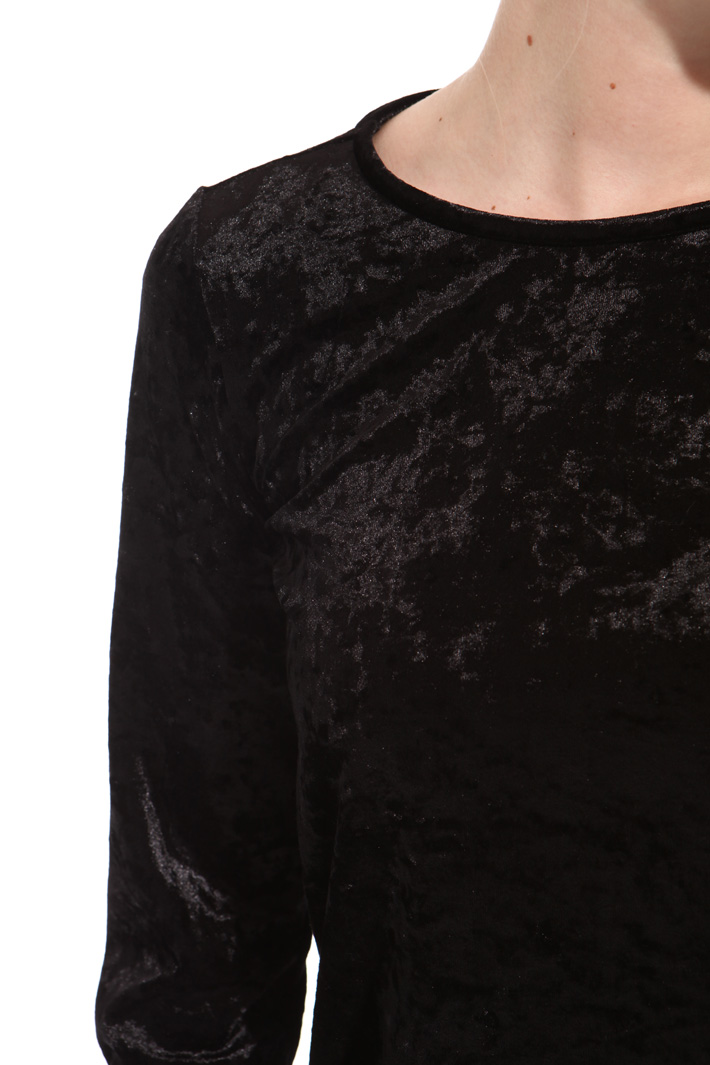 Hammered chenille T-shirt Intrend Hammered chenille T-shirt Intrend